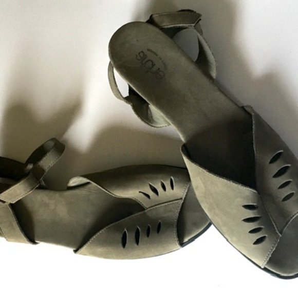 Arche sandals--Nubuck--light, flexible, stylish, latex soles - Picture 1 of 10